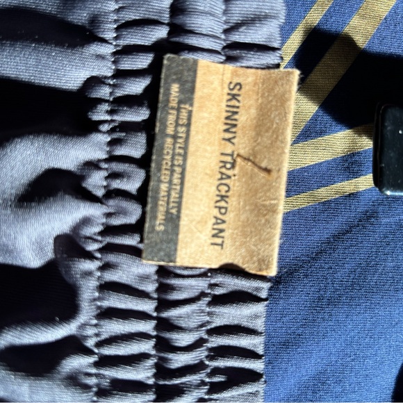 PINK Victoria's Secret Gray Skinny Track Pants - Picture 5 of 5